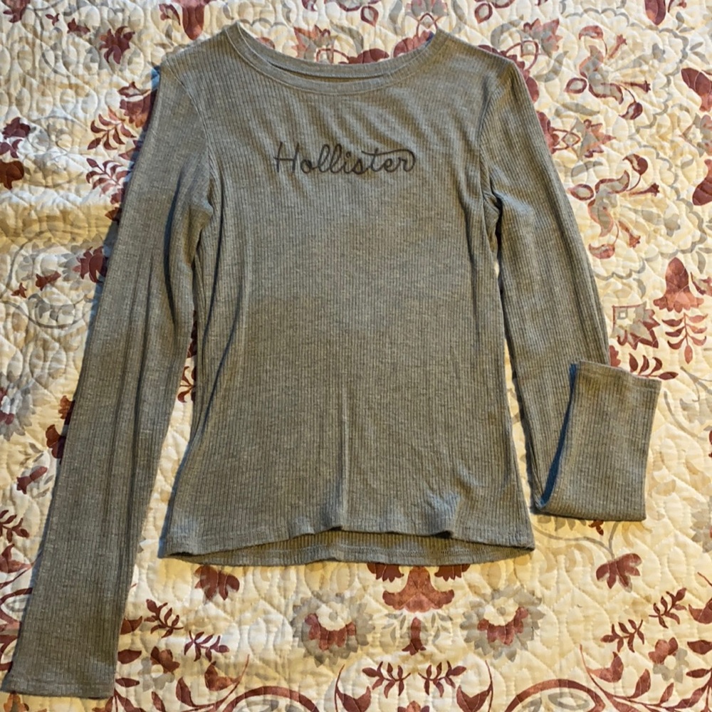 Size M Long Sleeve